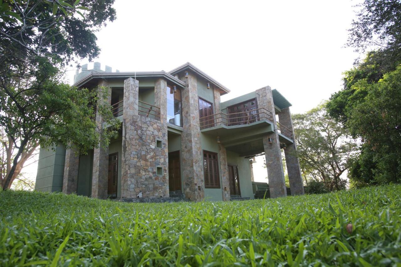 Green Castle Kandy Hotel Ngoại thất bức ảnh